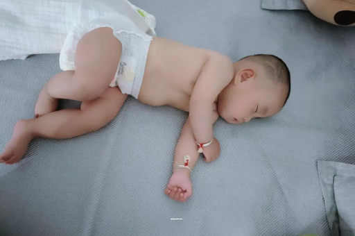 五指山宝宝需要每天补钙吗